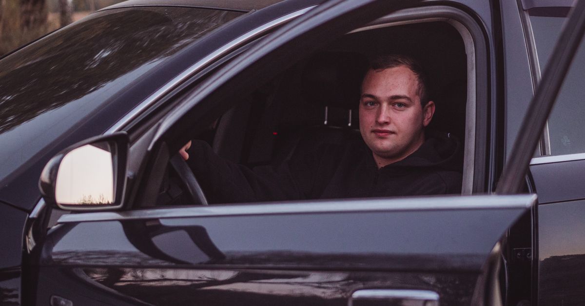 Night Driving Lessons to Build Confidence After Dark